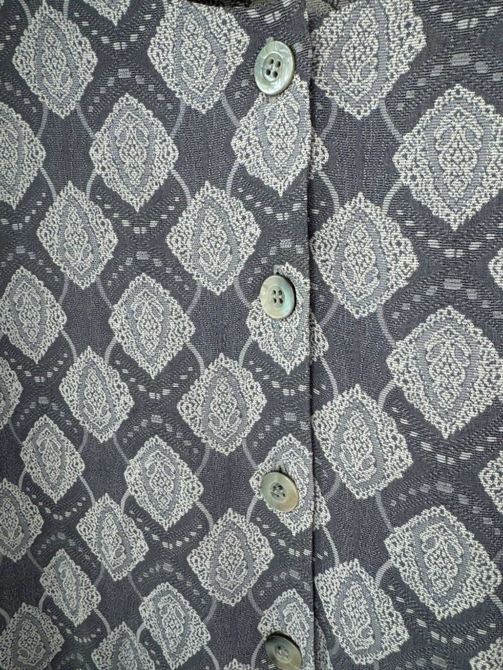 Doncaster Womens Blouse Size 16 Gray Silver Paisley Vintage Button Front USA - Picture 3 of 8